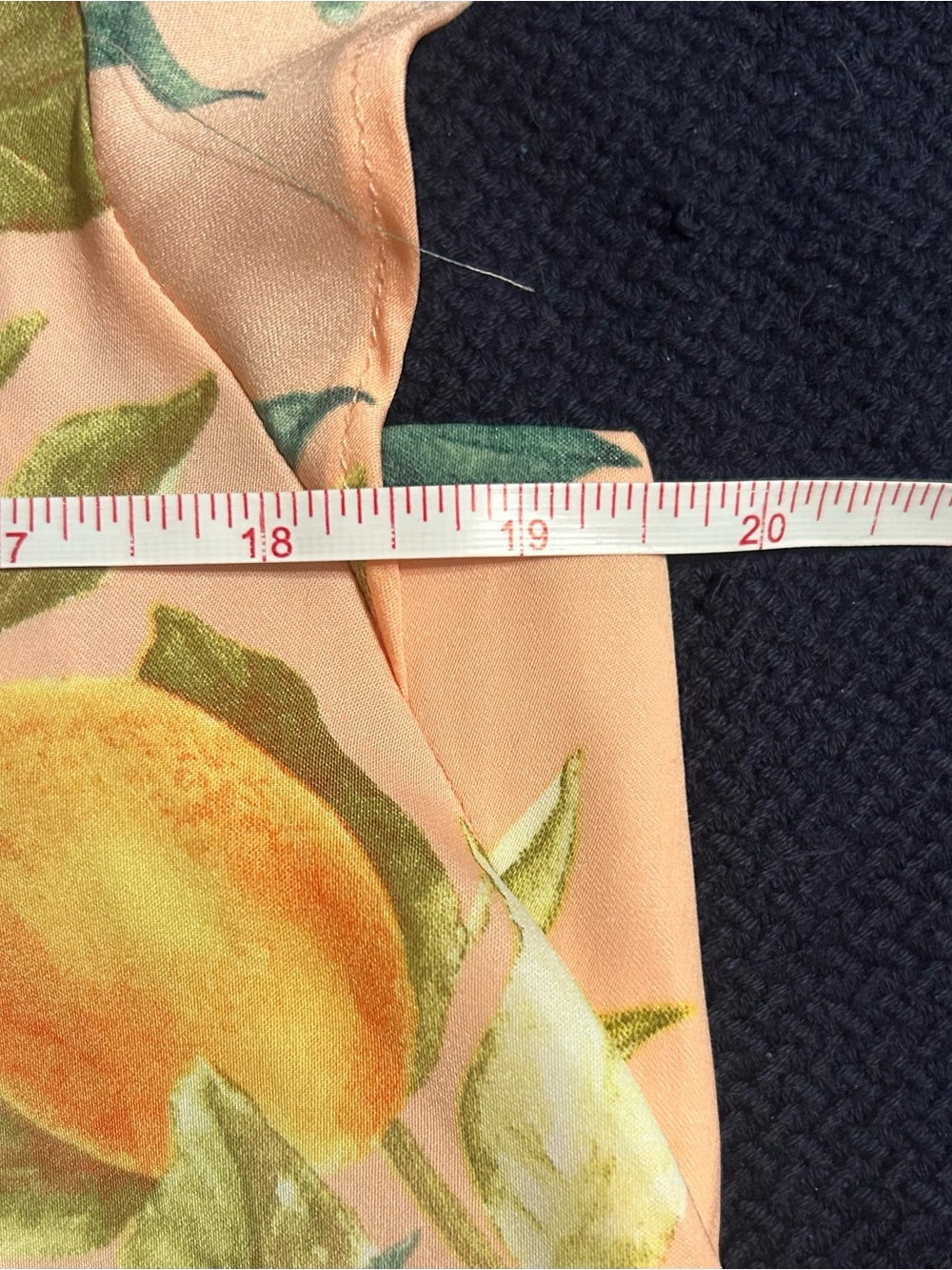 Joie Citrus Print Blouse Medium V-Neck Flutter Sleeve Peach Pink Floral - Picture 10 of 11